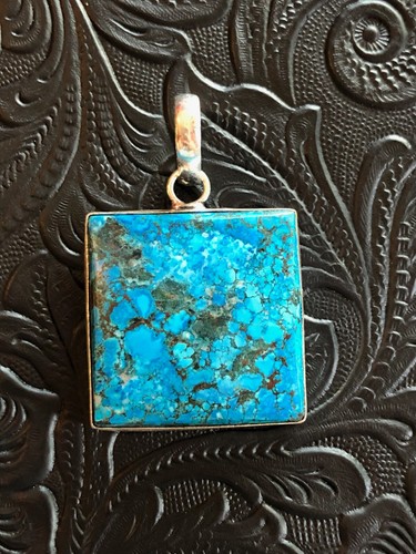 Turquoise bisbee blue color - blue,